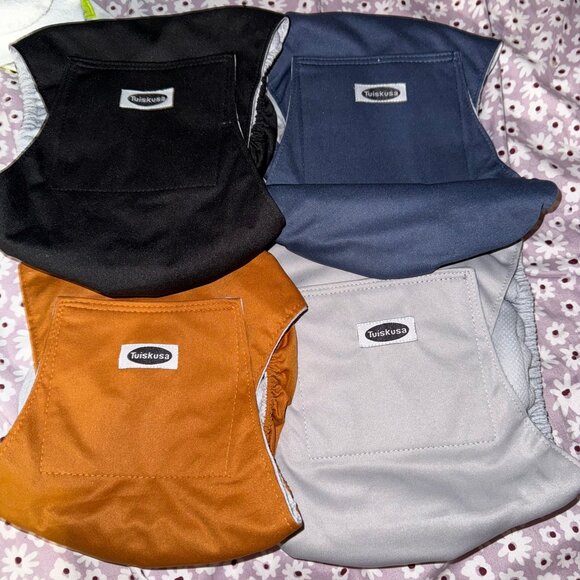 Tuiskusa Male Dog Diapers - Belly Bands - Washable - MEDIUM - 8 PACK - Picture 1 of 5